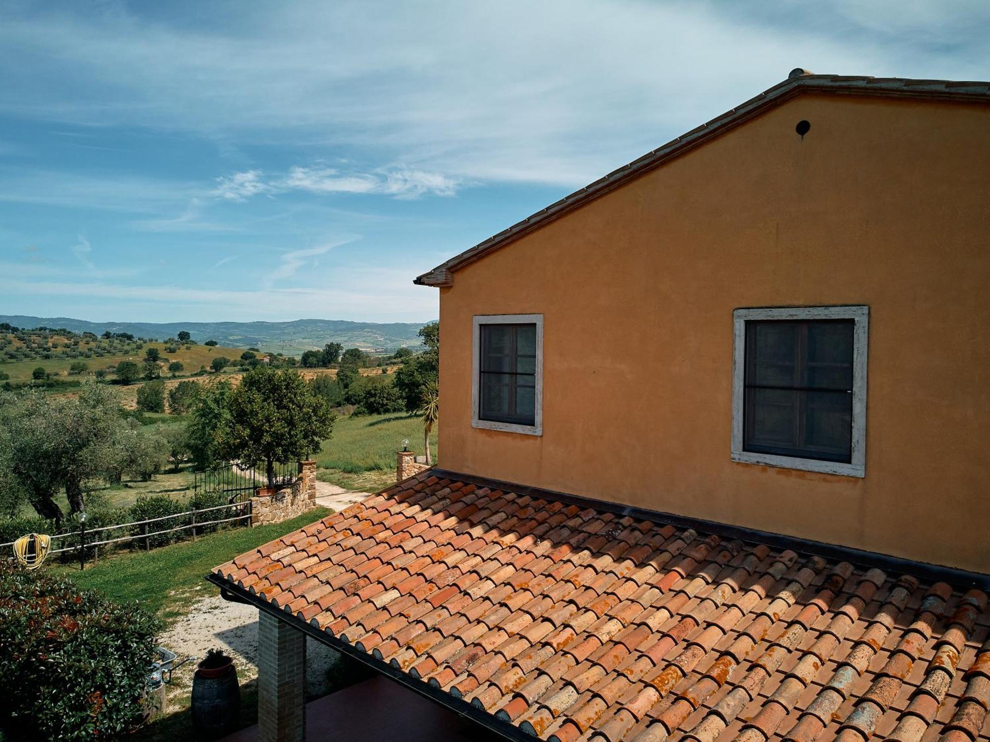 8380 Agriturismo Il Saragiolo Манчіано Екстер'єр фото